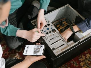 Zdjęcie do artykułu: Jak złożyć komputer krok po kroku – praktyczny poradnik